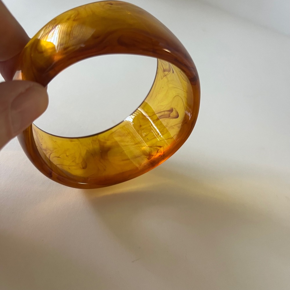 Vintage Chunky Art Deco Amber Bangle Bracelet Translucent Swirl 3" - Picture 5 of 7